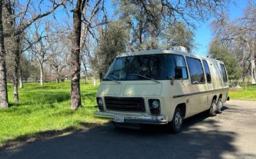 Gmc-motorhome-1973-custom-1