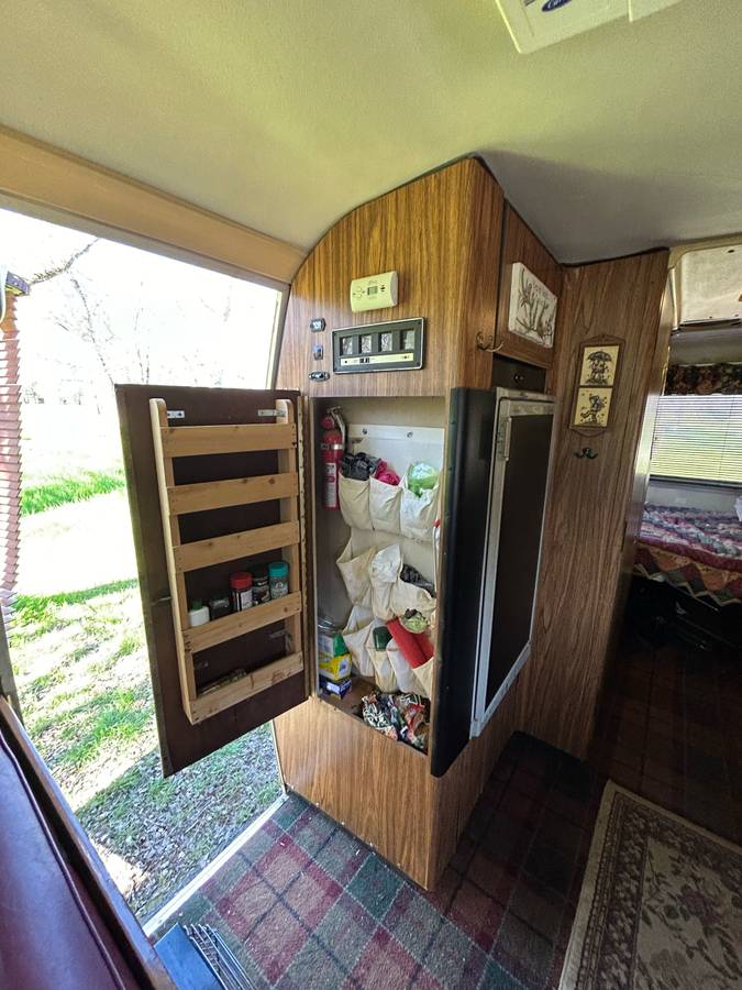 Gmc-motorhome-1973-custom-17