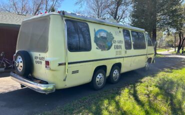 Gmc-motorhome-1973-custom-2