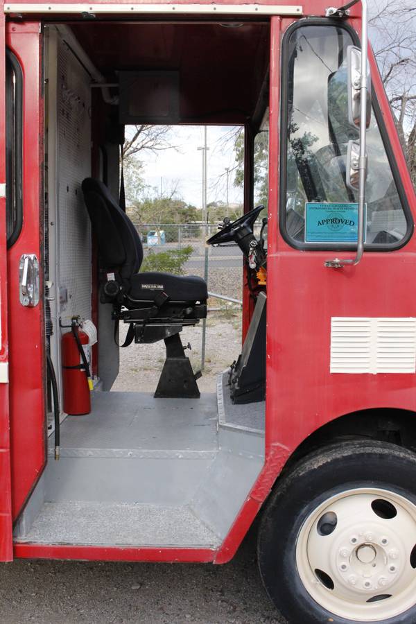 Gmc-p3500-1991-red-9