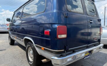 Gmc-rally-g2500-1994-blue-1