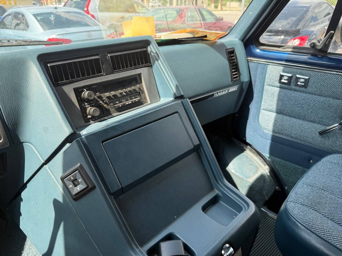 Gmc-rally-g2500-1994-blue-15
