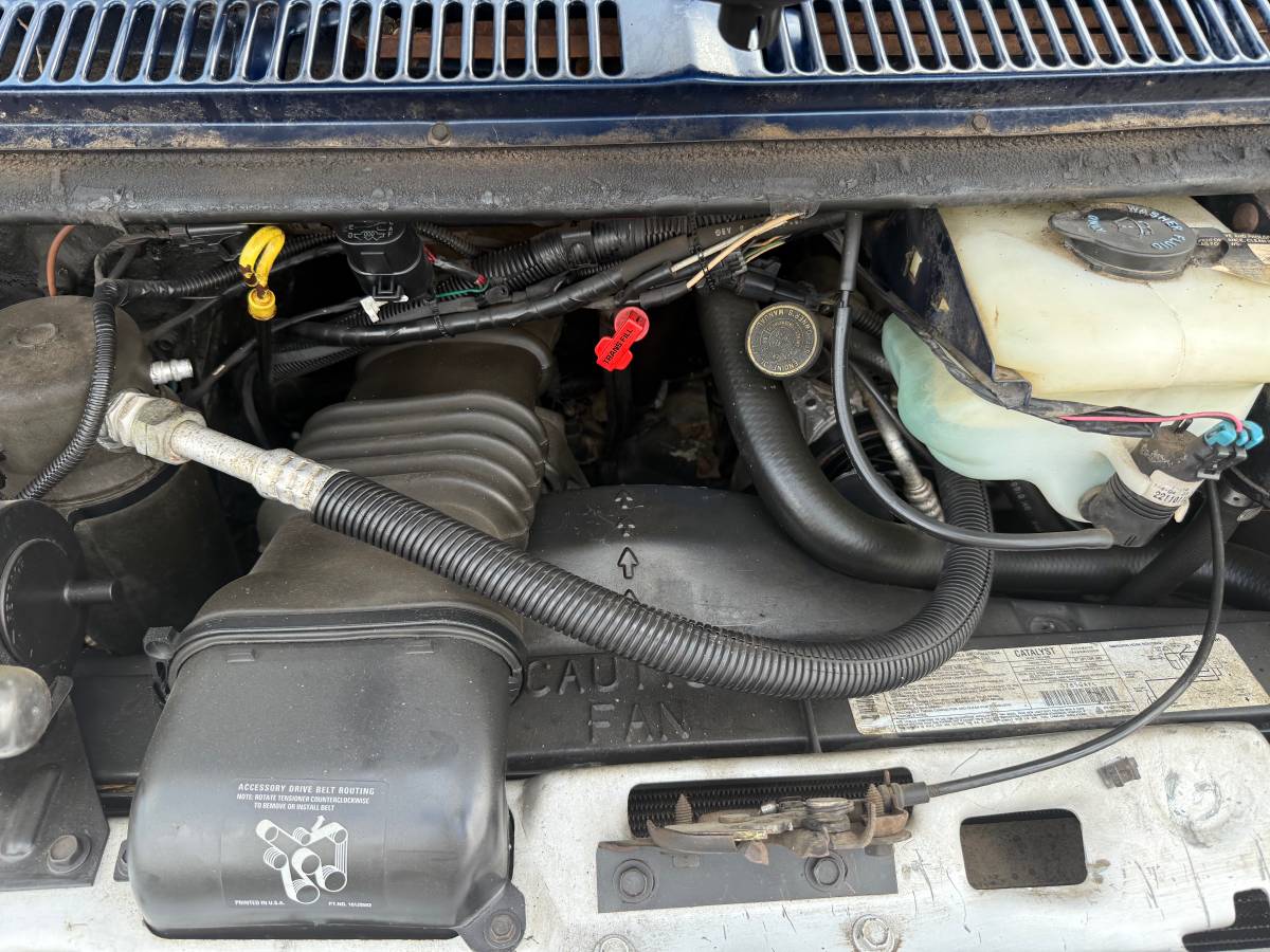 Gmc-rally-g2500-1994-blue-18
