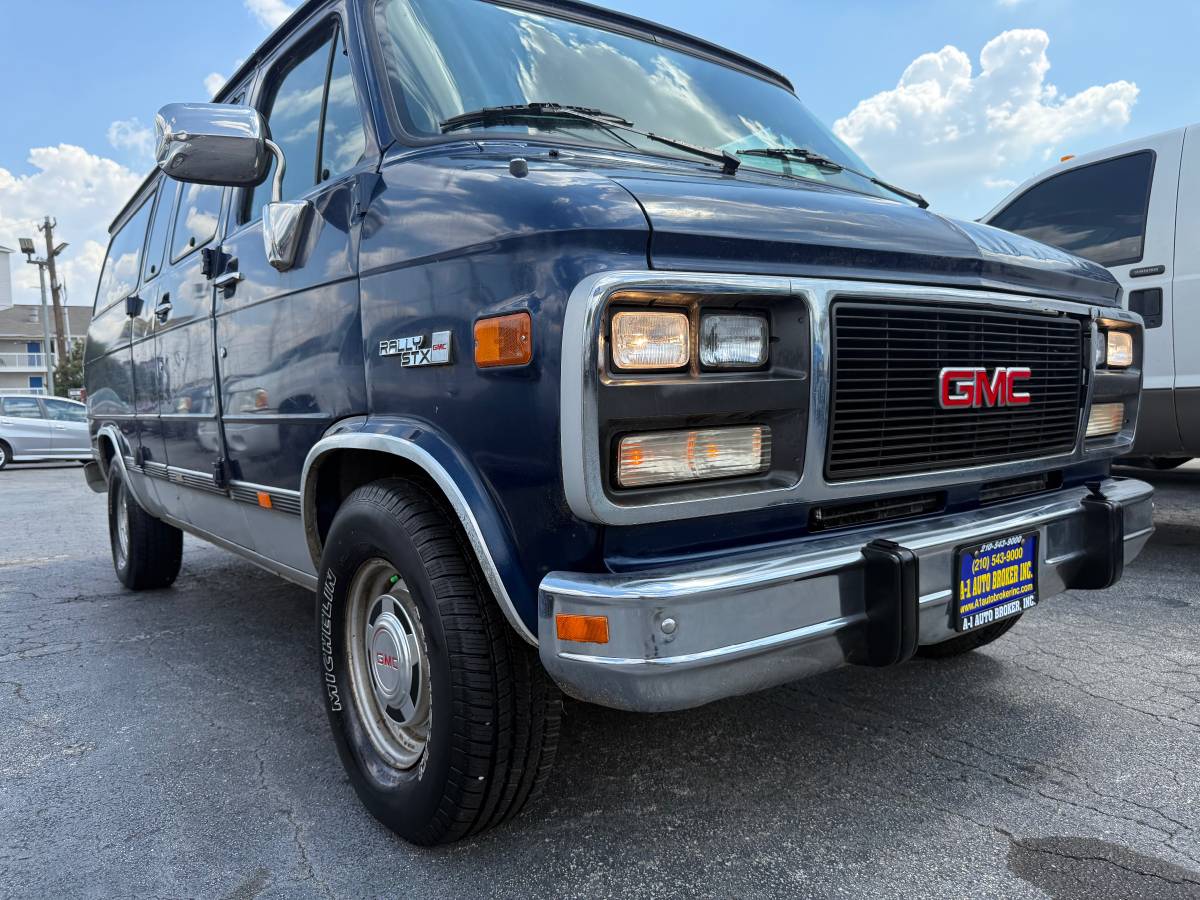 Gmc-rally-g2500-1994-blue-4