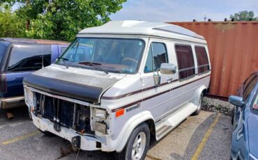 Gmc-rally-wagon-1990