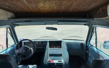 Gmc-rally-wagon-1992-blue-11