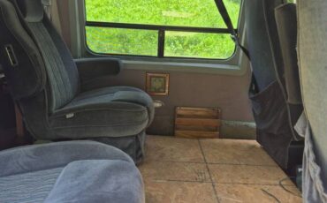 Gmc-rally-wagon-van-g2-1993-11