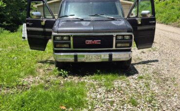Gmc-rally-wagon-van-g2-1993-6