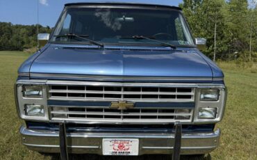 Gmc-rally-wagonvan-1987-blue-22
