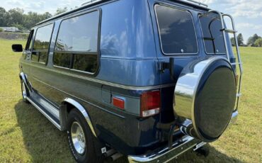 Gmc-rally-wagonvan-1987-blue-4