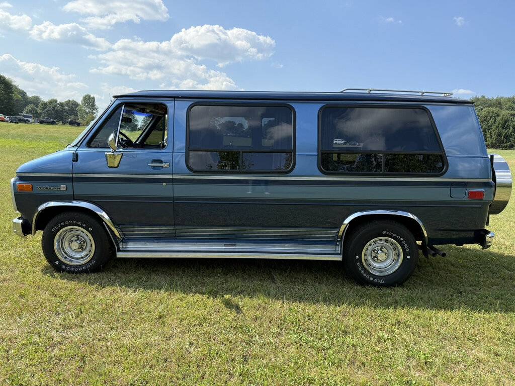 Gmc-rally-wagonvan-1987-blue-5
