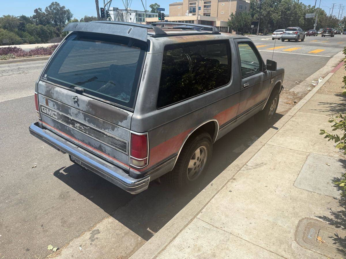 Gmc-s-15-jimmy-1986-3