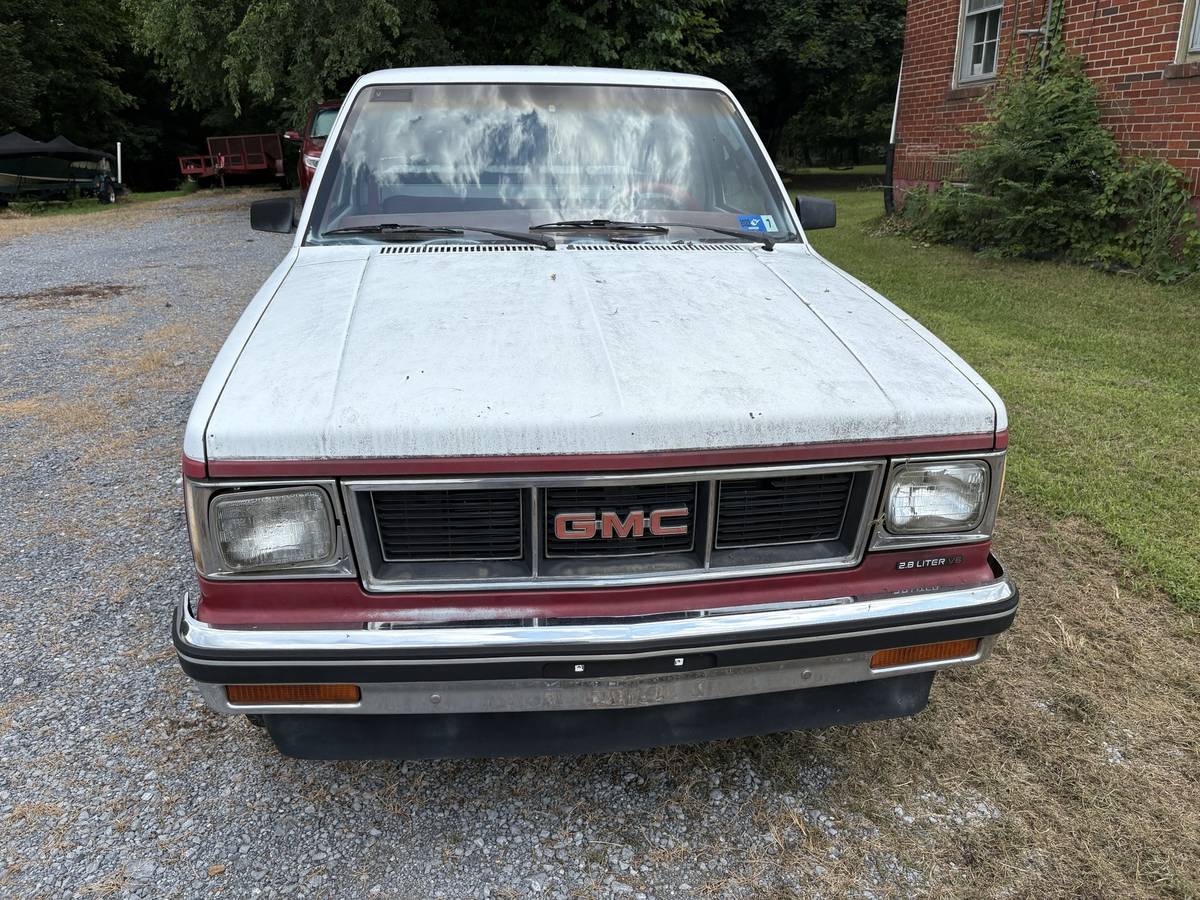 Gmc-s15-1984-red-1