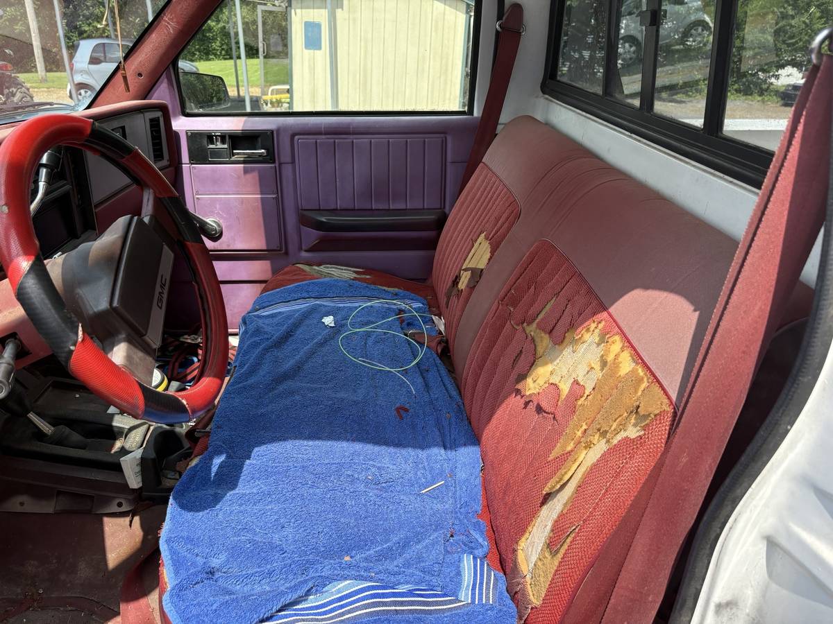 Gmc-s15-1984-red-4