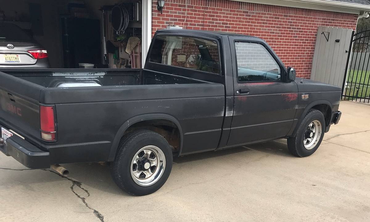 Gmc-s15-1989-black-3