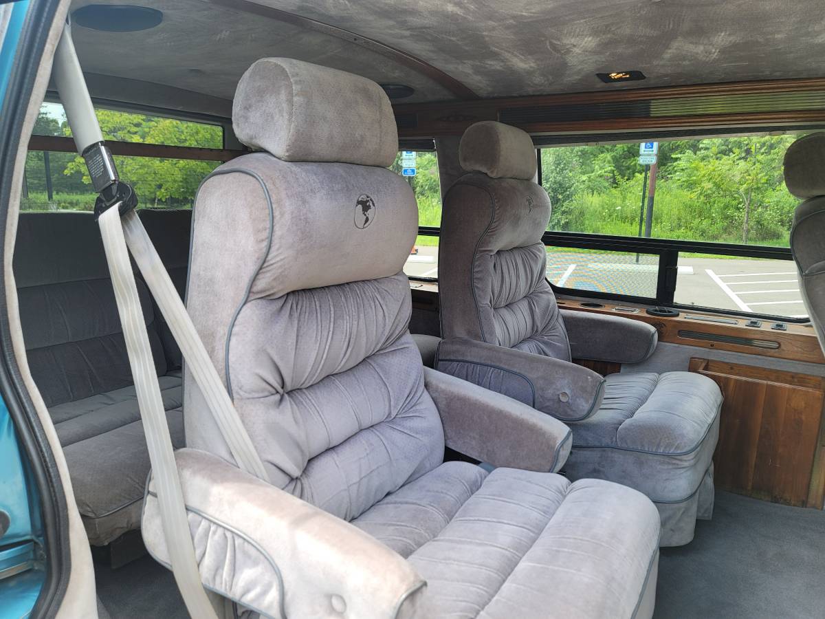 Gmc-safari-1994-blue-18
