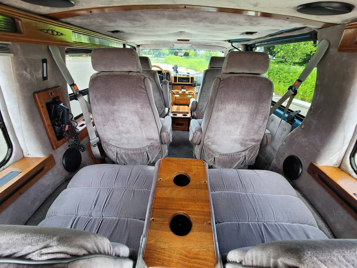 Gmc-safari-1994-blue-4