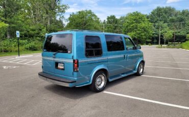 Gmc-safari-1994-blue-5