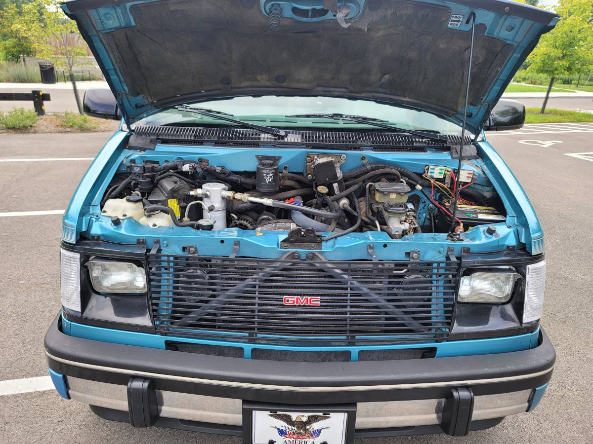 Gmc-safari-1994-blue-6