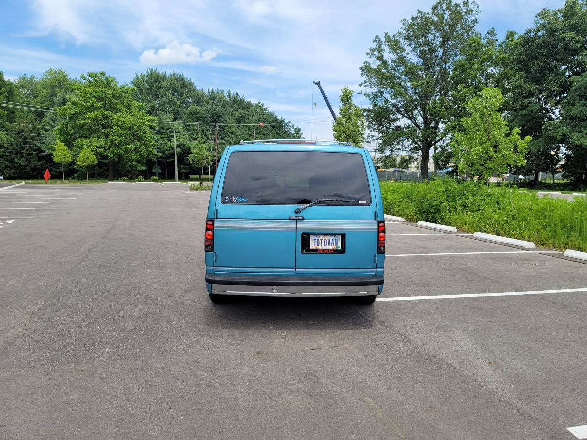 Gmc-safari-1994-blue-8