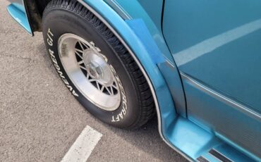 Gmc-safari-1994-blue-9