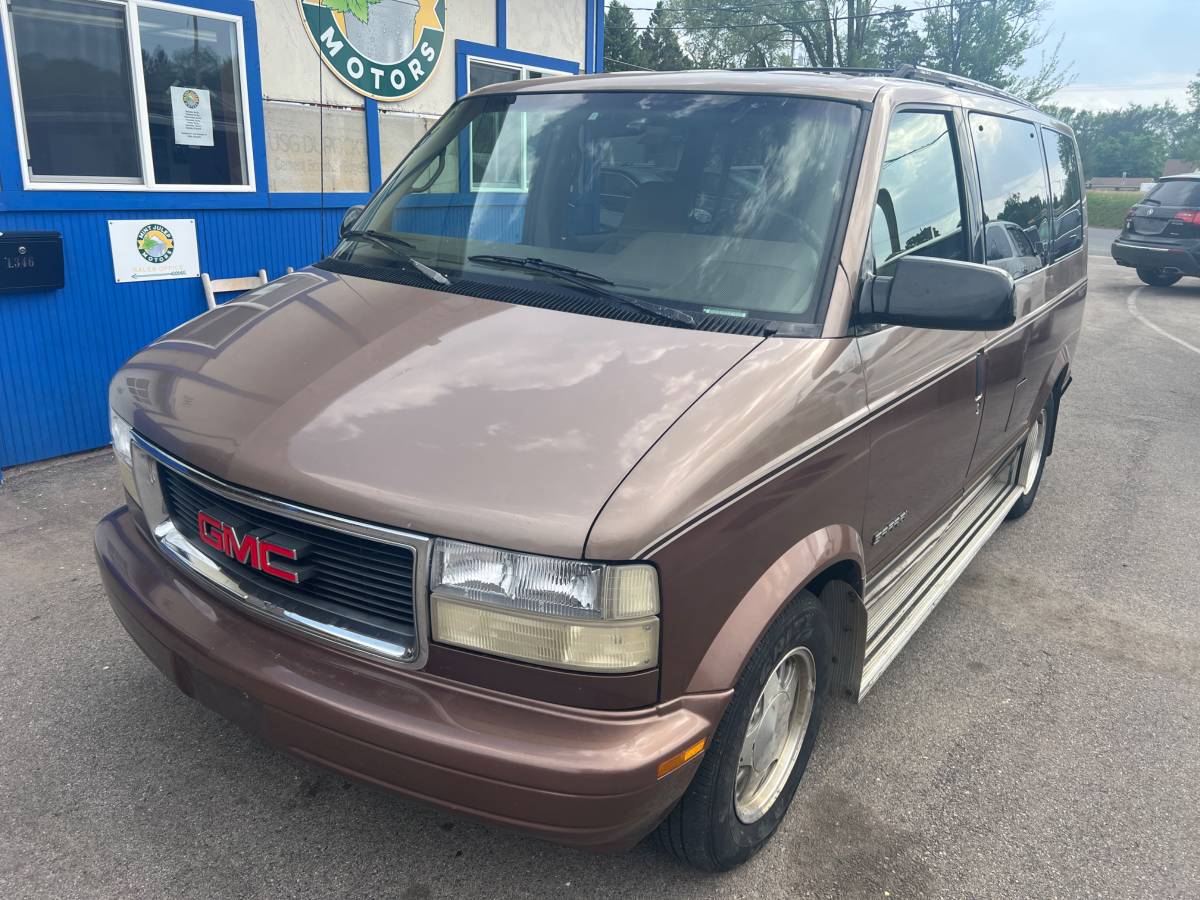 Gmc-safari-van-1995-11