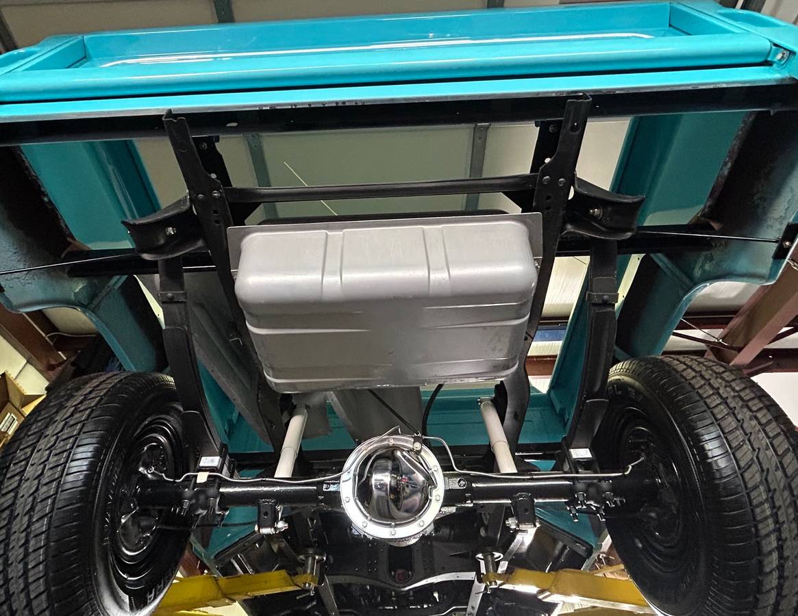 Gmc-series-1000-1966-custom-23
