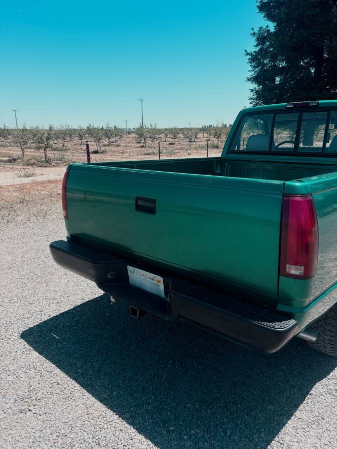 Gmc-sierra-12-ton-1995-green-3