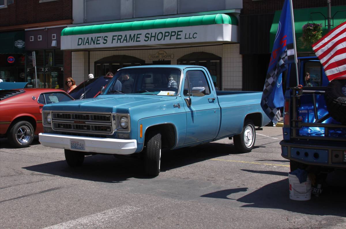 Gmc-sierra-1500-1975-blue-1
