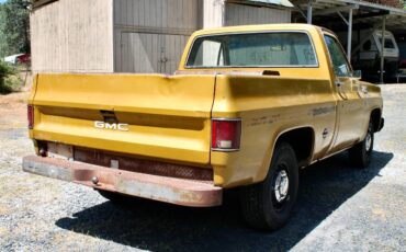 Gmc-sierra-1500-1975-yellow-13