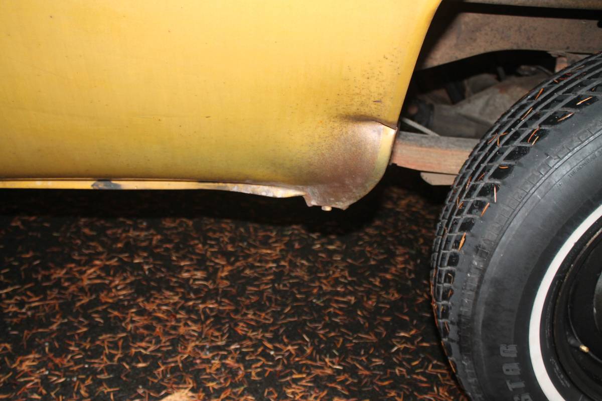 Gmc-sierra-1500-1975-yellow-16