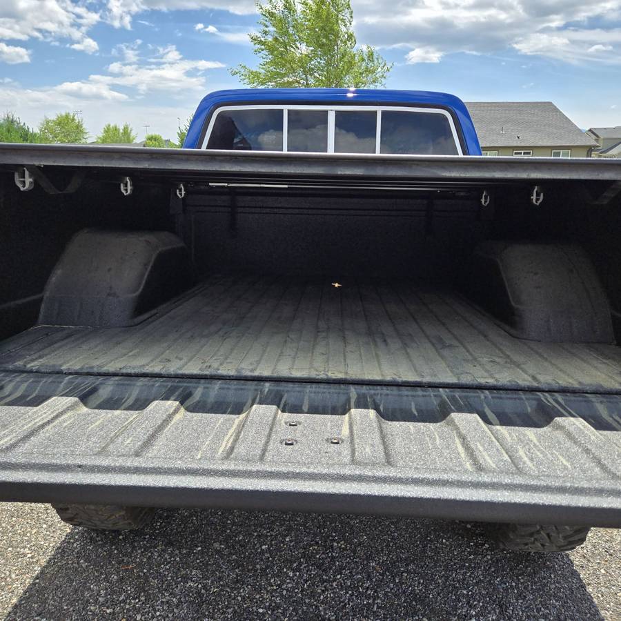 Gmc-sierra-1500-1979-blue-7