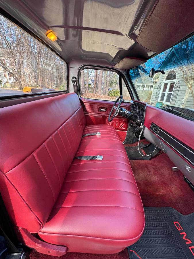 Gmc-sierra-1500-1979-silver-2