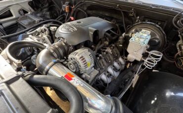 Gmc-sierra-1500-1979-silver-6