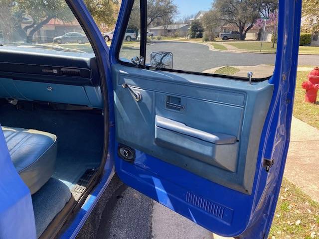 Gmc-sierra-1500-1982-blue-15