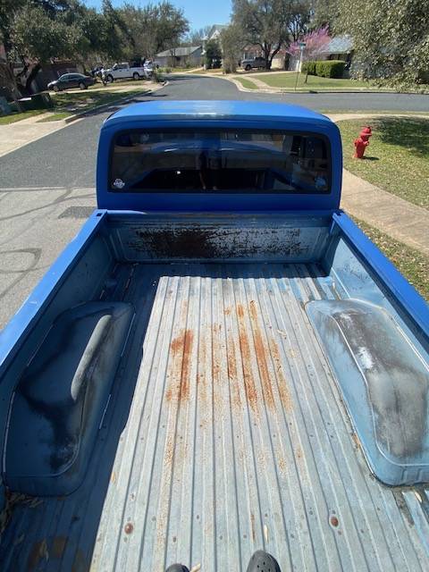 Gmc-sierra-1500-1982-blue-5