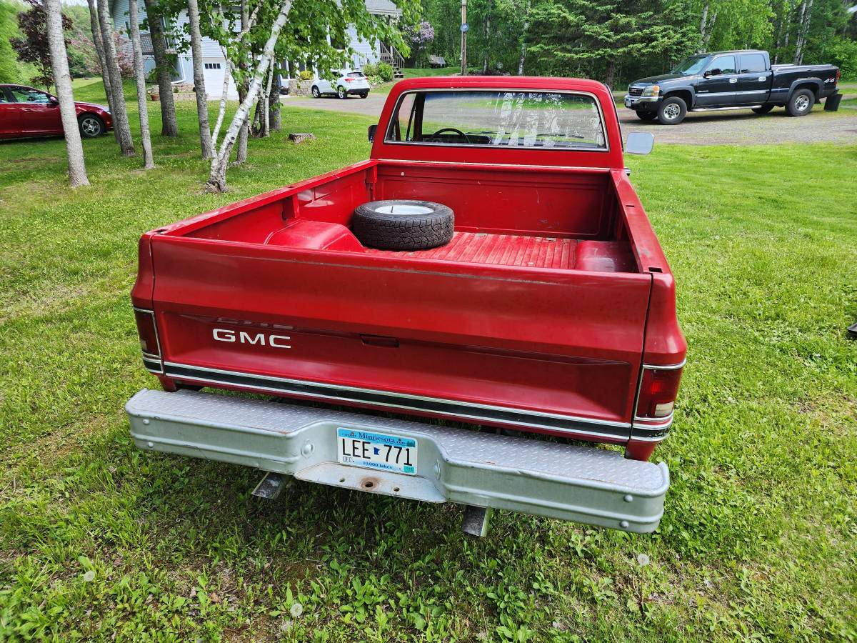 Gmc-sierra-1500-1985-red-3