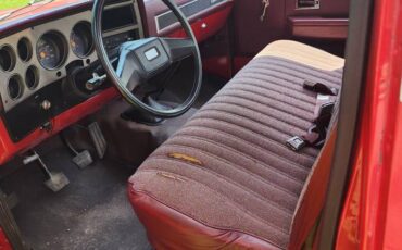 Gmc-sierra-1500-1985-red-9