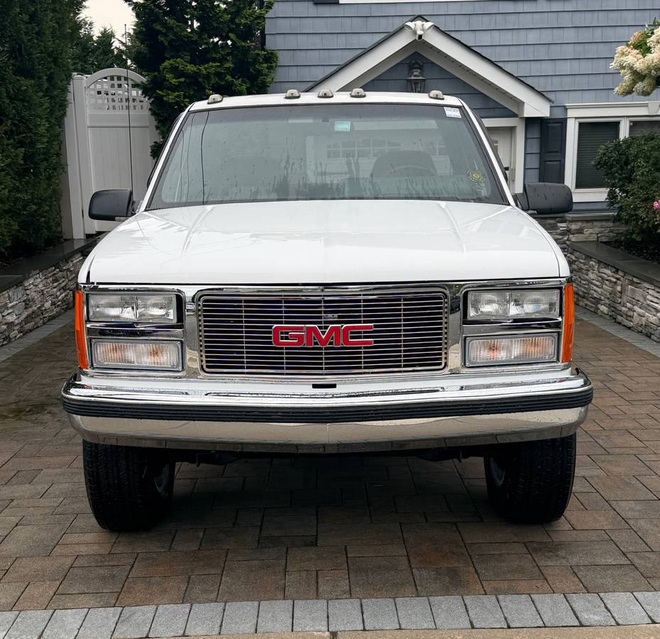 Gmc-sierra-1500-1992-white-1