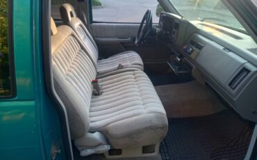 Gmc-sierra-1500-1993-green-1