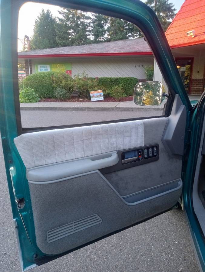 Gmc-sierra-1500-1993-green-3