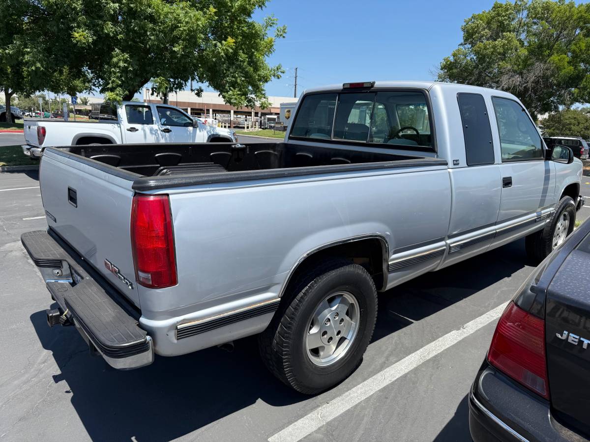 Gmc-sierra-1500-1995-4