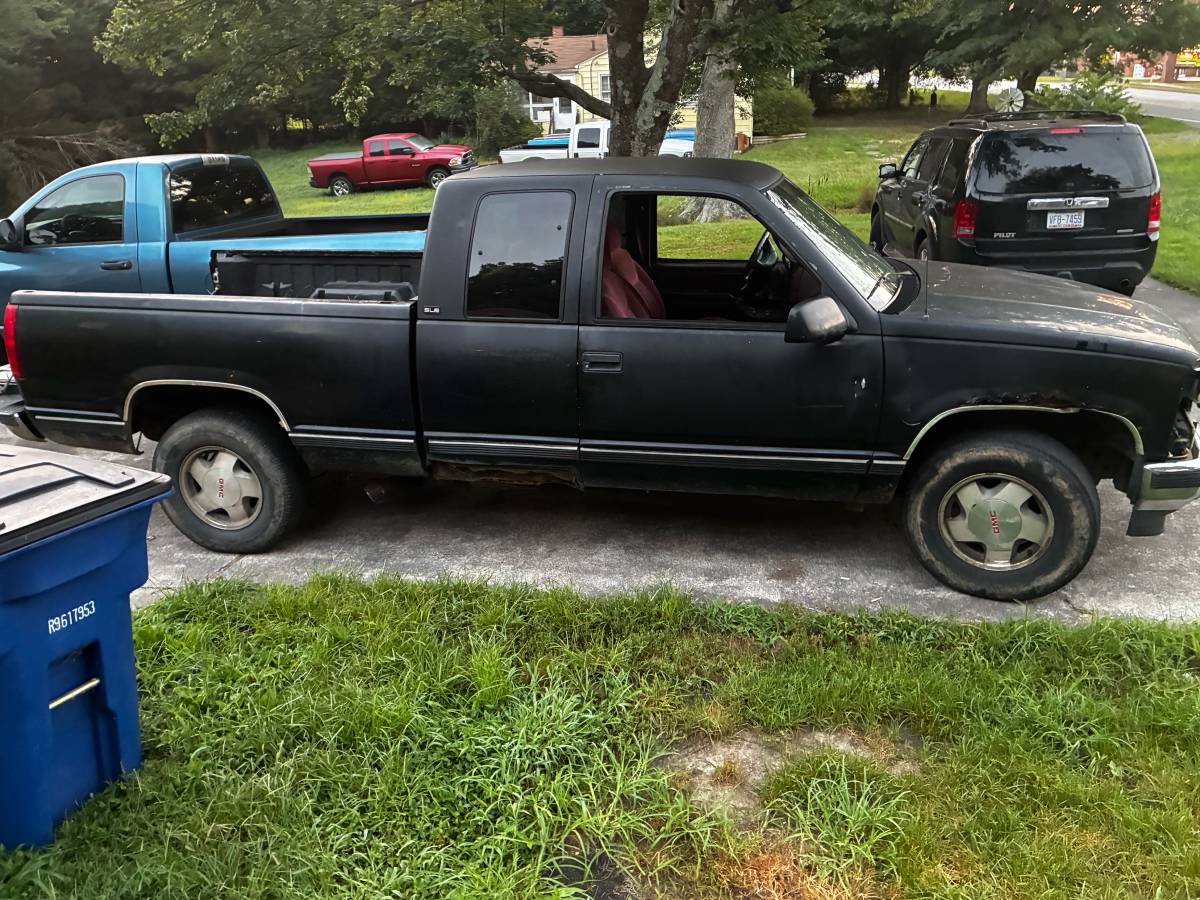 Gmc-sierra-1500-1995-black-1