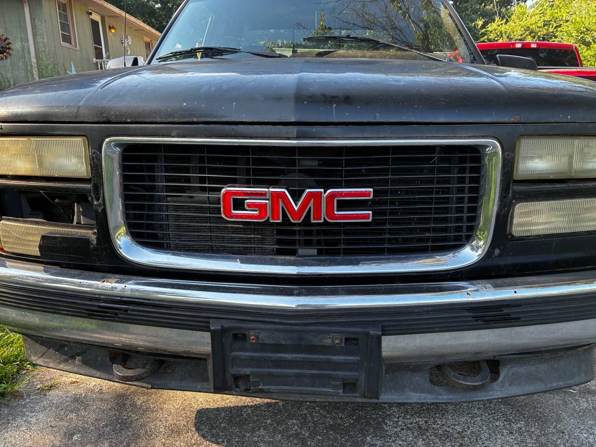 Gmc-sierra-1500-1995-black-3