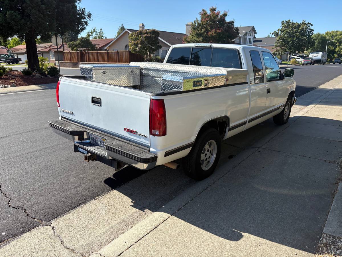 Gmc-sierra-1500-1995-white-7