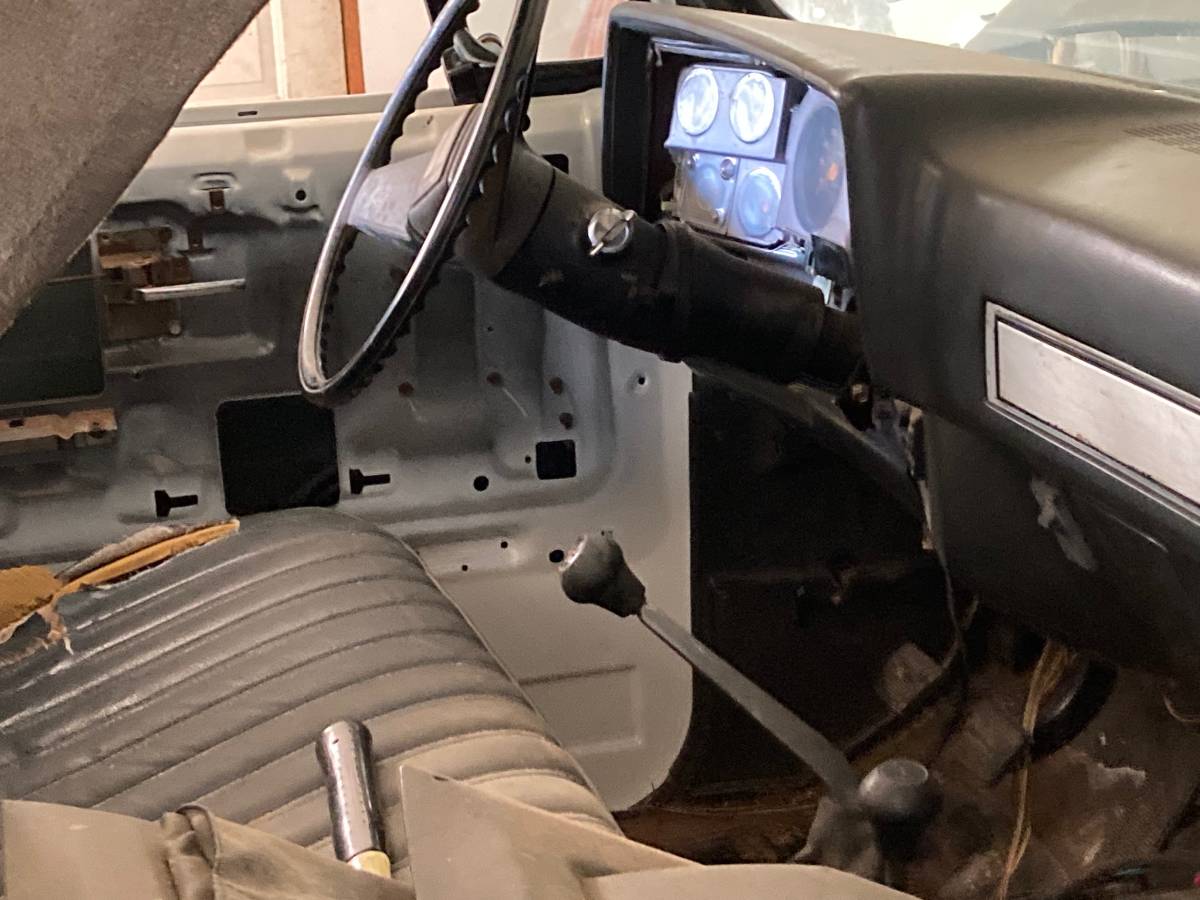 Gmc-sierra-1500-4x4-1987-white-21