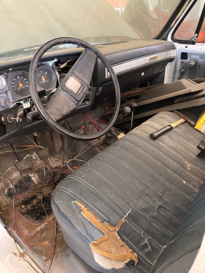 Gmc-sierra-1500-4x4-1987-white-6