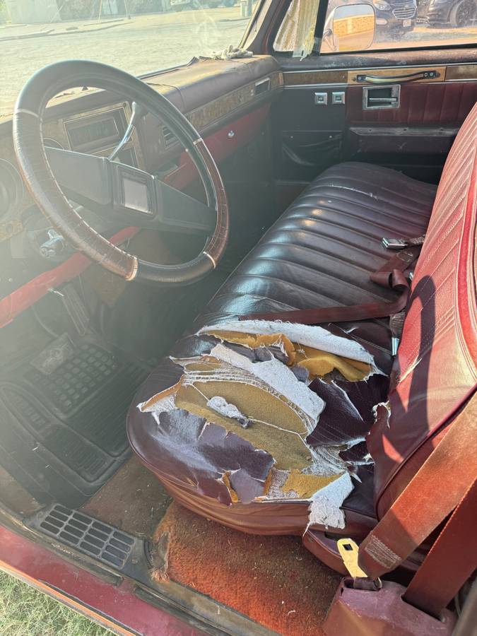Gmc-sierra-1500-classes-1984-3