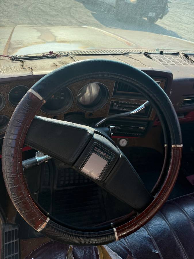 Gmc-sierra-1500-classes-1984-4