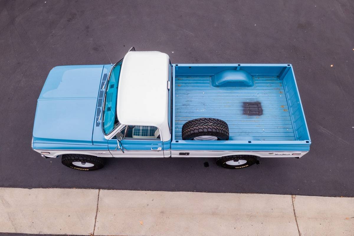 Gmc-sierra-1972-blue-4